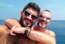 George Michael very alive and very happy: Look at my hawt bixch!