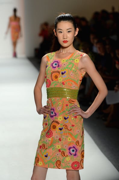 Farah+Angsana+Runway+Spring+2013+Mercedes+fGYEC1XlWNQl