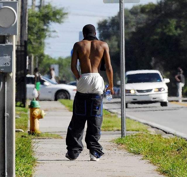 Florida City Bans Saggy Pants Now Accused Of Racial Profiling 