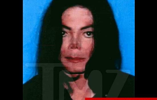 Michael Jackson's very scary driver's license picture discovered.