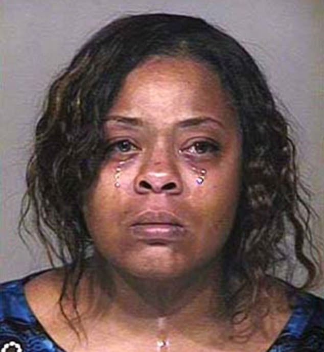 Homeless single mom arrested for leaving babies in car