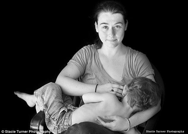 Breastfeeding selflies 