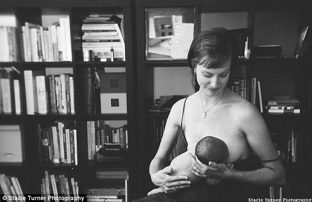 Breastfeeding selflies 