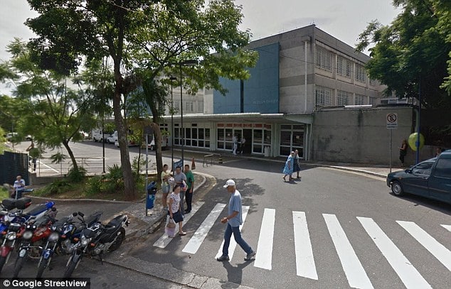 Brazilian woman survives kitchen knife attack