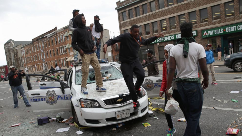 Baltimore looters