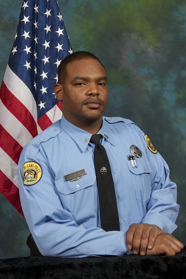  Officer Daryle Holloway