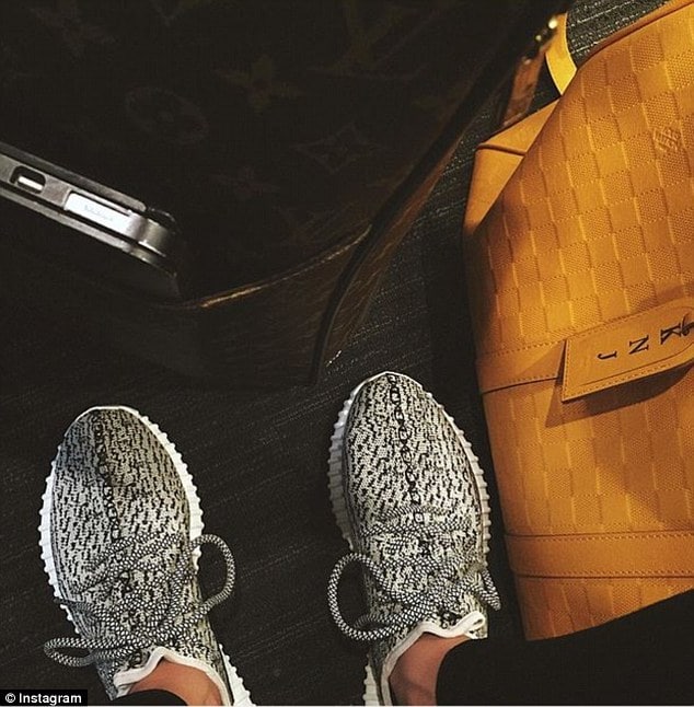 Yeezy Boost 350 sneakers