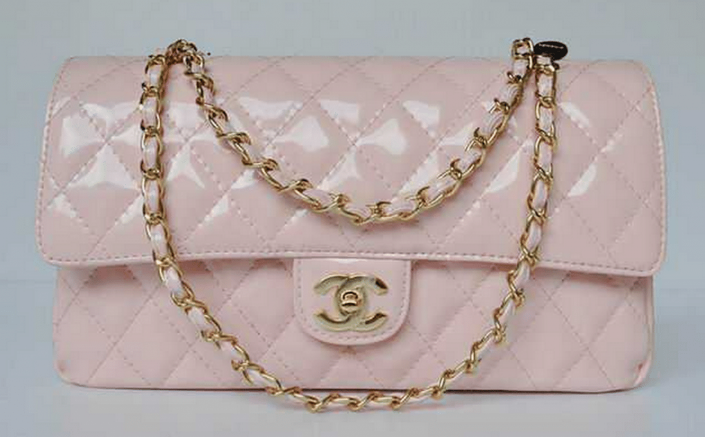 Chanel Madison Avenue store heist Thieves steal 150 000 worth of handbags