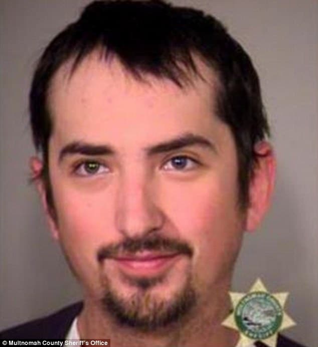JetBlue passenger, Jeff Rubin urinates