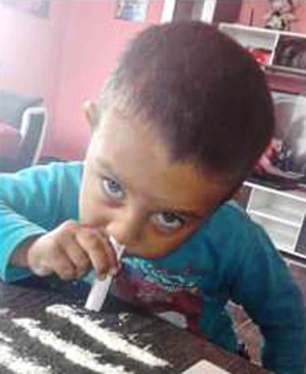 Three year old Bulgarian boy snorting cocaine 