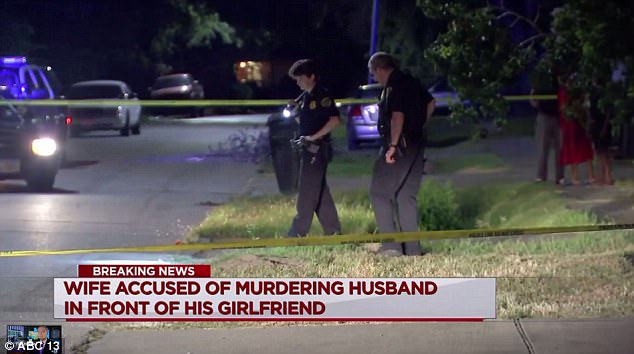 Debra Davis Houston Wife Fatally Shoots Cheating Husband In Front Of Mistress