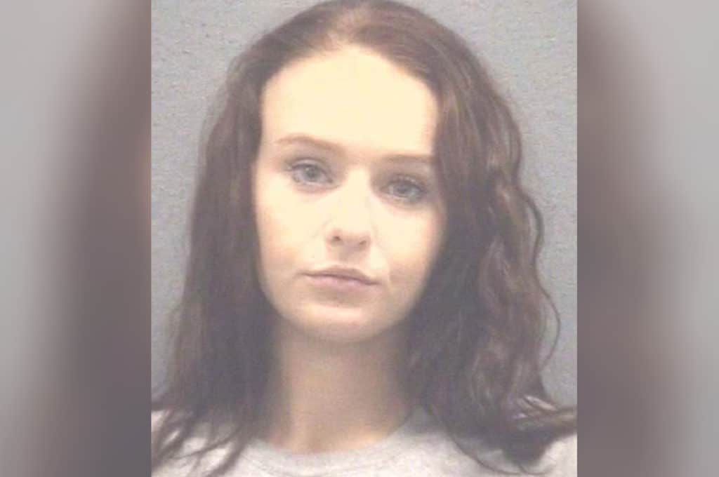 Kayla Paige Esterling Arrested Posting Risque Facebook Photo Of Friend