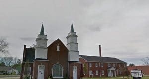 South Carolina Churchgoer gouges out own eyes