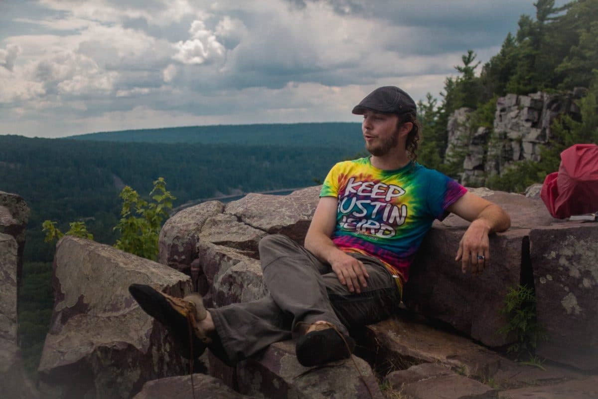 Austin Howell Chicago rock climber. 