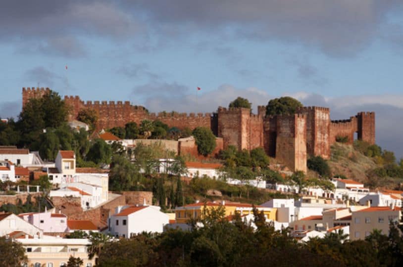 Algarve history and architecture. 