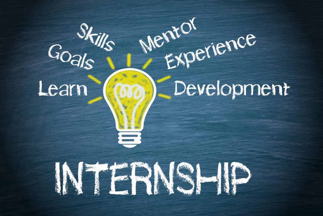 Finding a job after college through internships