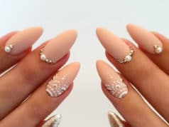 Almond Nails Designs