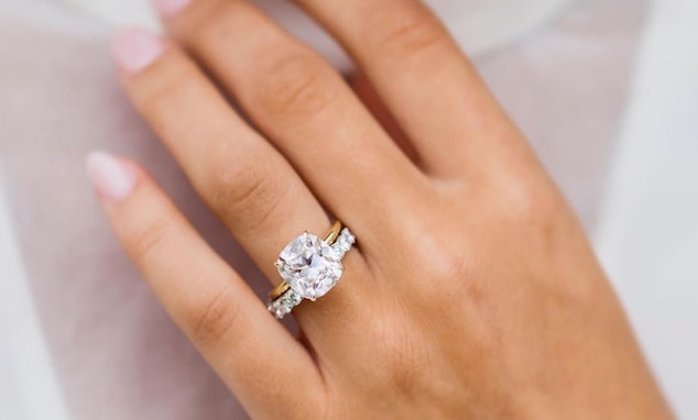  captivating engagement rings