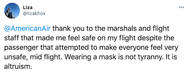 American Airlines passenger refuses to wear mask correctly