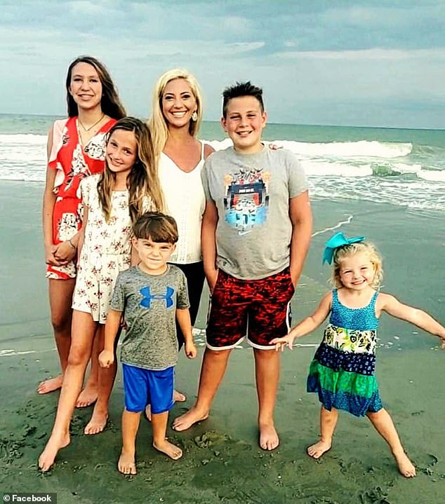 Melissa Henderson Blairsville Ga single mom of 5 babysitting