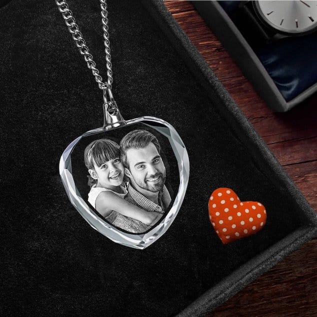 Personalized photo jewelry