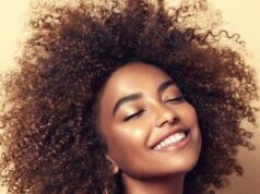 Hair products you should be using to moisturize curly frizzy hair