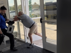 Spectrum store employee & customer brawl over faulty equipment return