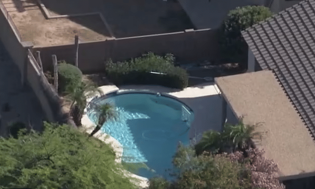 Valentina & Penelope Ruiz, 3 year old twin sisters drown in West Phoenix, Arizona backyard pool.
