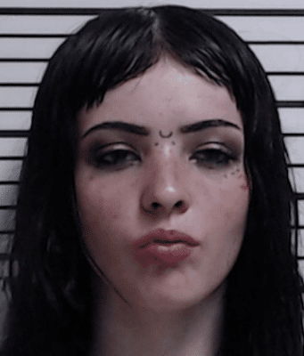 Lexi Jade Brown, Gulfport, Mississippi teen tries to stab mom to death as she slept.