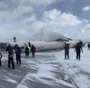 Endeavor Air plane crash in Toronto amid 40 mph winds pilot error?