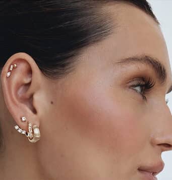 Why cartilage earrings are the cool fashion girls accessory
