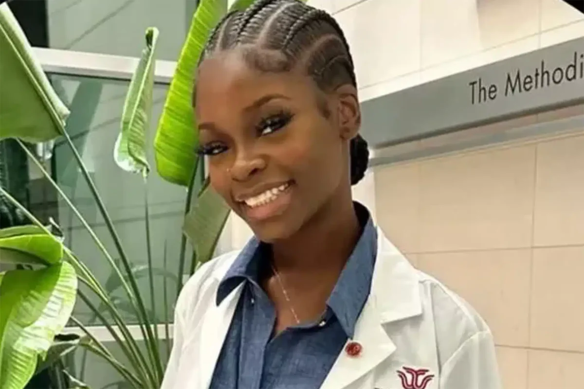 Elizabeth Tamilore Odunsi, Houston nursing student stabbed to death by roommate, Chester Grant following dispute over cats.