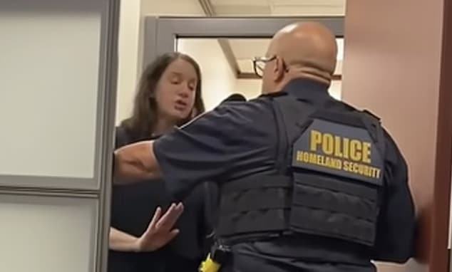 Jerry Nadler office raided by DHS officers checking for alleged rioters