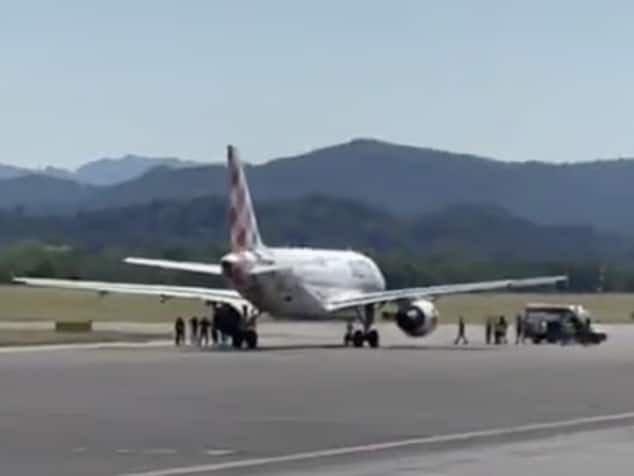 Andrea Russo, Milan airport suicide: Italian man throws self into departing Volotea plane jet engine