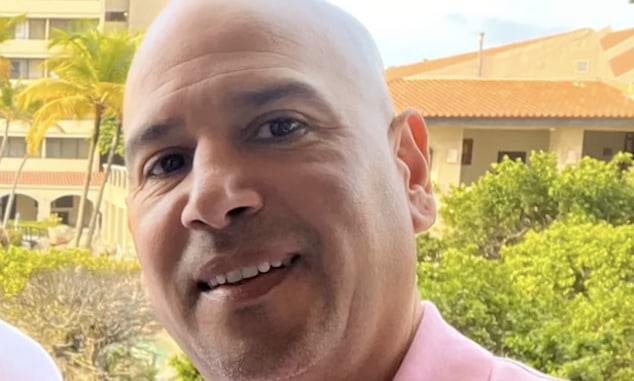 N.J. trooper Ricardo Jorge Santos shoots dead his ex girlfriend, Dr. Lauren Semanchik and her new boyfriend then self.