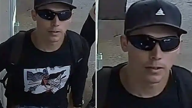 🚨 HOT! THE US OFFERS A $100,000 REWARD TO FIND THE ASSASSIN OF CHARLIE KIRK – PATRICK MAHOMES GOES BIG AND OFFERS A HUGE $1 MILLION REWARD! The US authorities have just released more photos and announced a $100,000 reward to track down the assassin of Charlie Kirk. But it was Patrick Mahomes, the iconic quarterback of the Kansas City Chiefs, who shocked the entire nation when he suddenly declared: 🎙️ “I will offer a $1 million reward to anyone who directly captures the killer and brings him to justice!”-disss