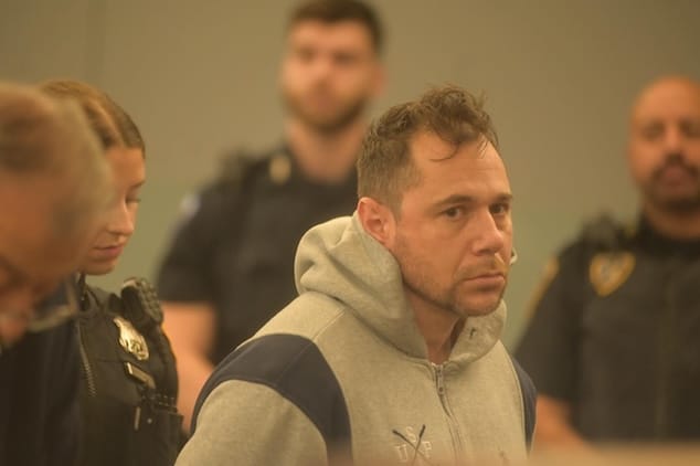 John Pilaccio, Lindenhurst 'debt' strapped customer confesses stabbing CVS worker, Edeedson Cine to death