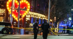 Buford bar shooting in Austin, Texas leaves 3 dead, including gunman and 14 hurt at West Sixth beer garden venue at hands of male shooter.