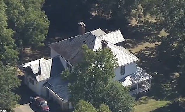 Gaston County quadruple shooting in North Carolina leaves 2 women dead, two injured and two wanted suspects dead.